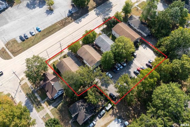 902 W MILL Street 904,906,908, Carbondale, IL 62901