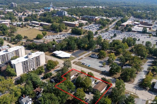 902 W MILL Street 904,906,908, Carbondale, IL 62901