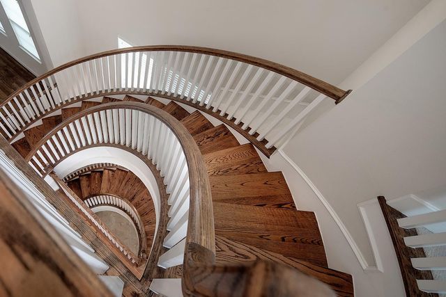 190 W Breezy Way, The Woodlands, TX 77380