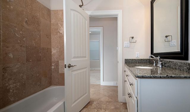 190 W Breezy Way, The Woodlands, TX 77380