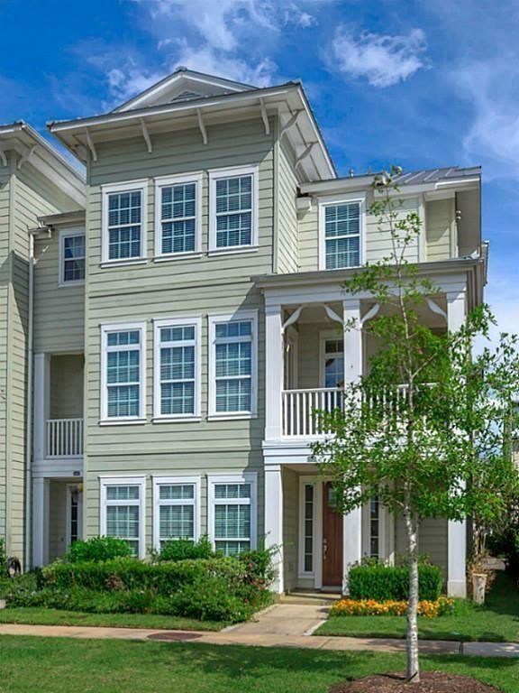 190 W Breezy Way, The Woodlands, TX 77380