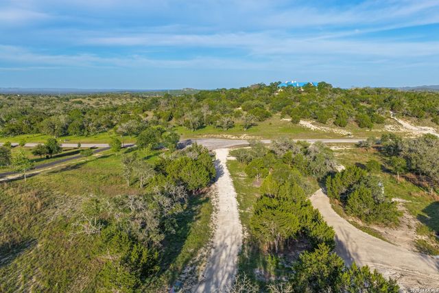 FAR HILLS RANCH 152 Jungfrau Hill Rd., Comfort, TX 78013