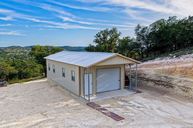 FAR HILLS RANCH 152 Jungfrau Hill Rd., Comfort, TX 78013