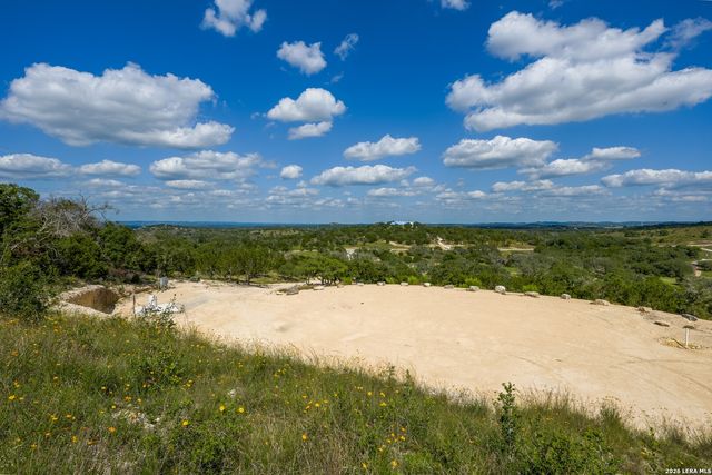 FAR HILLS RANCH 152 Jungfrau Hill Rd., Comfort, TX 78013