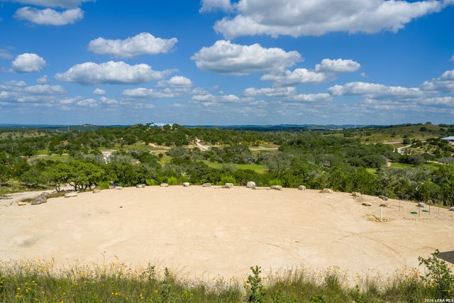 FAR HILLS RANCH 152 Jungfrau Hill Rd., Comfort, TX 78013