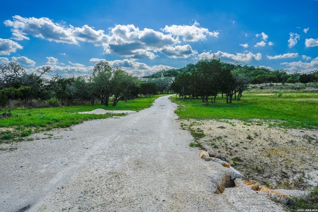 FAR HILLS RANCH 152 Jungfrau Hill Rd., Comfort, TX 78013