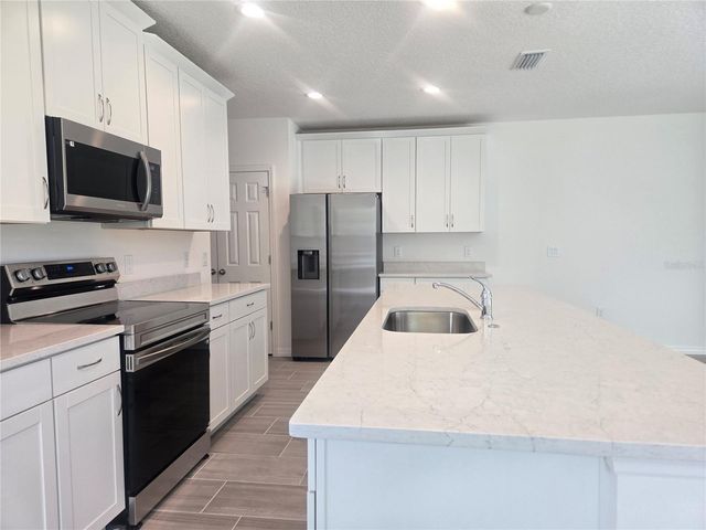 2536 STARRY POINT, St Cloud, FL 34769