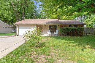 1262 Barefoot Trail, Greenwood, IN 46142