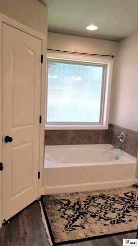 326 HEDGE HILL COVE, Calhoun, LA 71225