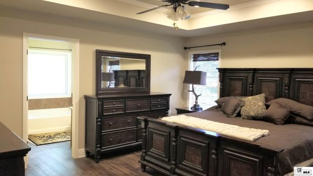326 HEDGE HILL COVE, Calhoun, LA 71225