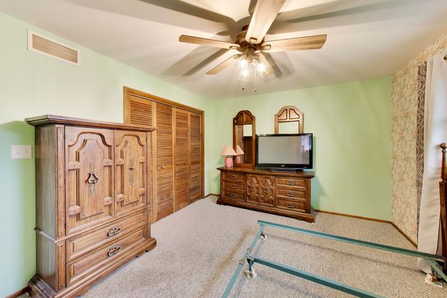 6712 Old Porter Road, Portage, IN 46368