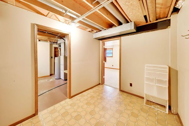 6712 Old Porter Road, Portage, IN 46368