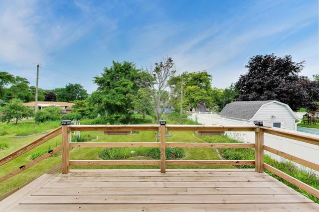 6712 Old Porter Road, Portage, IN 46368