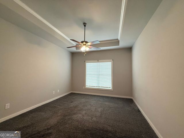 308 N Point Circle, Hartwell, GA 30643