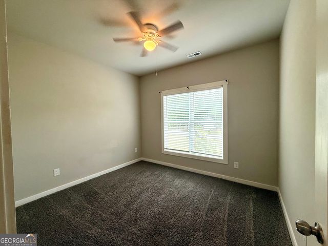 308 N Point Circle, Hartwell, GA 30643