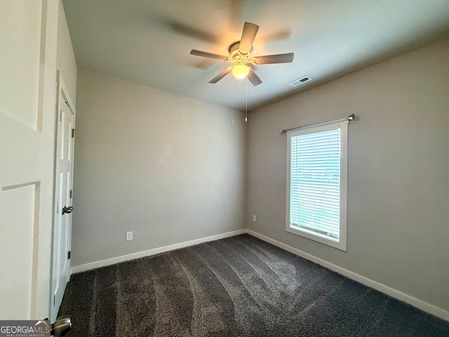 308 N Point Circle, Hartwell, GA 30643