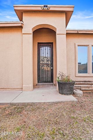 7101 N SKIES, El Paso, TX 79934