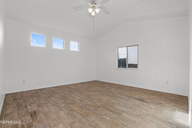 7101 N SKIES, El Paso, TX 79934