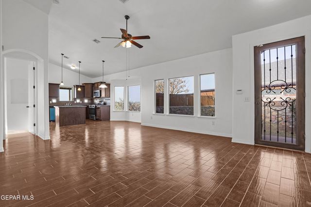 7101 N SKIES, El Paso, TX 79934