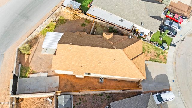 7101 N SKIES, El Paso, TX 79934