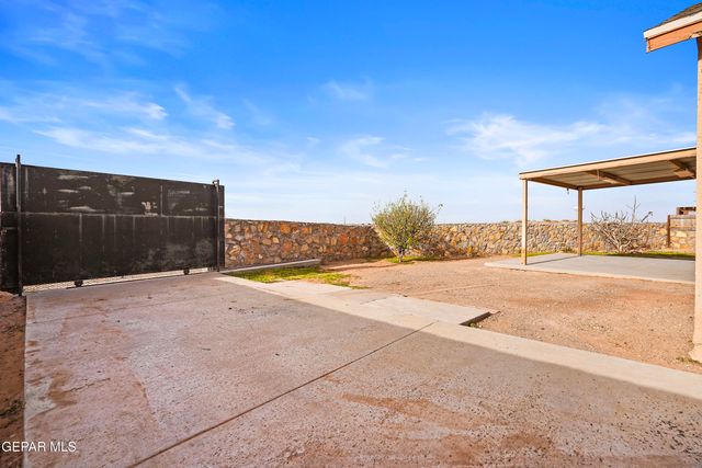 7101 N SKIES, El Paso, TX 79934