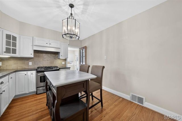 6054 Oleatha Avenue, St Louis, MO 63139