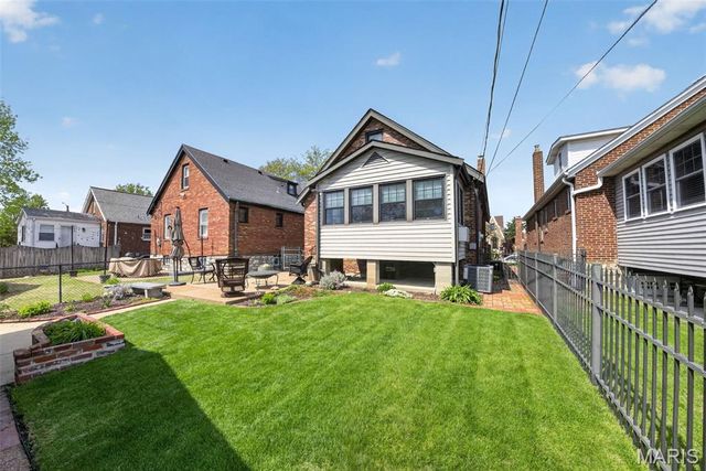 6054 Oleatha Avenue, St Louis, MO 63139