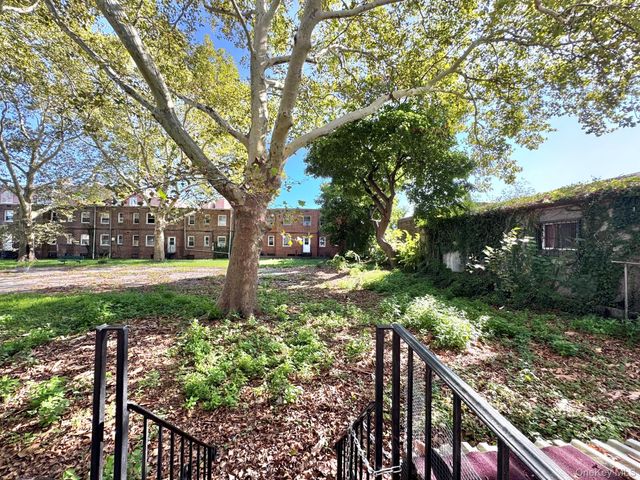 10935 202nd Street, Jamaica, NY 11412