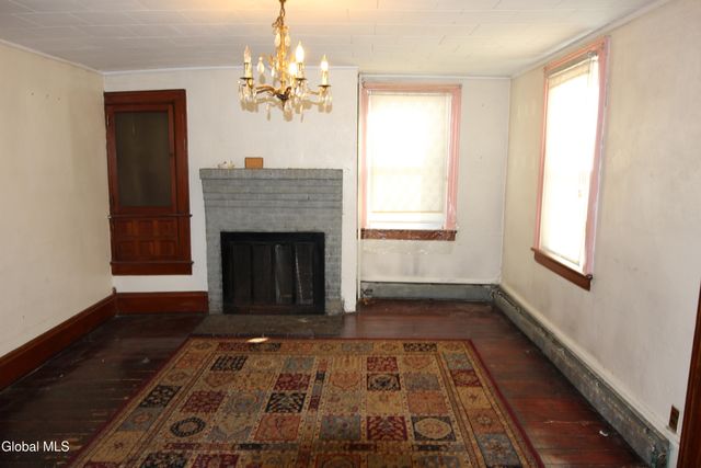 295 W Sand Lake Road, North Greenbush, NY 12198