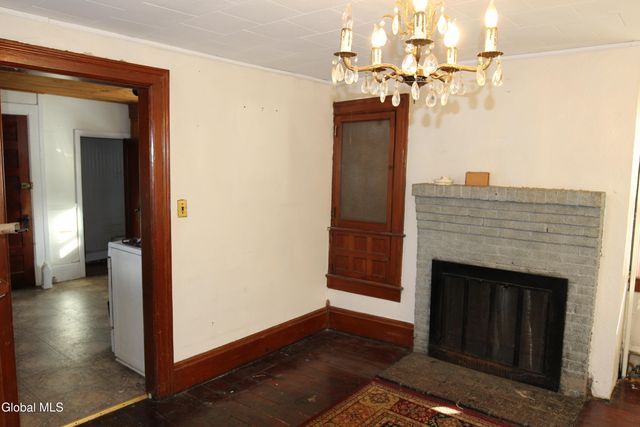 295 W Sand Lake Road, North Greenbush, NY 12198