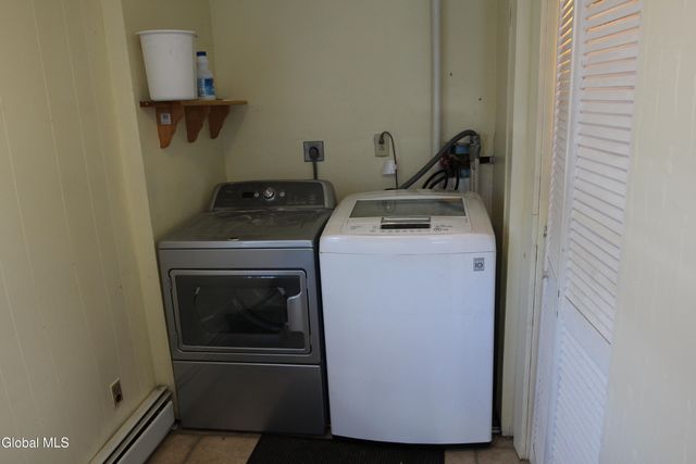 295 W Sand Lake Road, North Greenbush, NY 12198