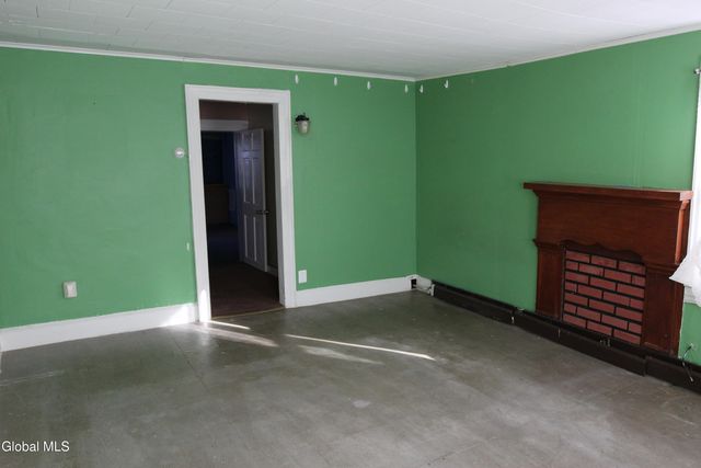 295 W Sand Lake Road, North Greenbush, NY 12198