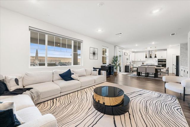 9640 Derby Way, Roseville, CA 95747