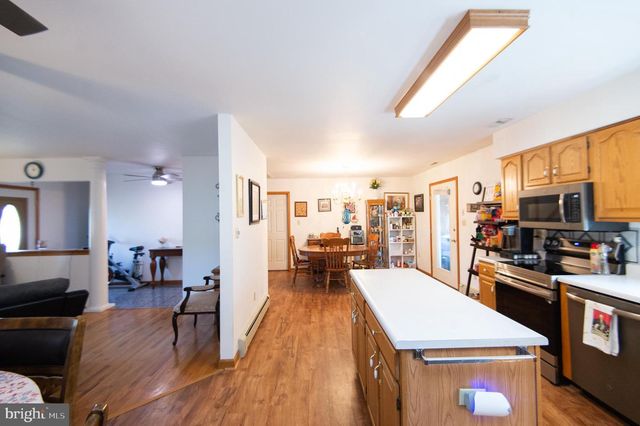 6010 TODDS POINT RD, Cambridge, MD 21613