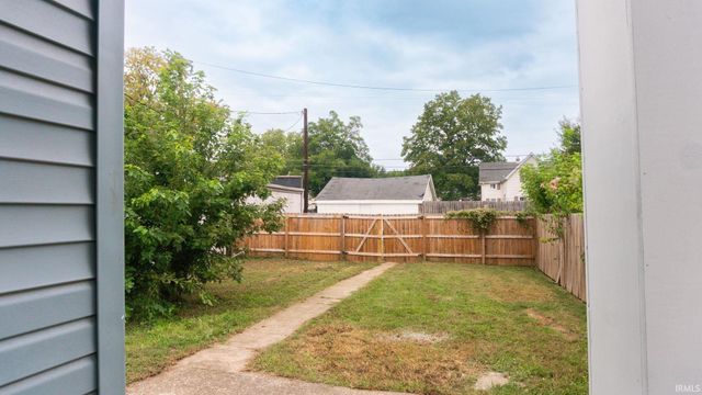 3139 Broadway Avenue, Evansville, IN 47712