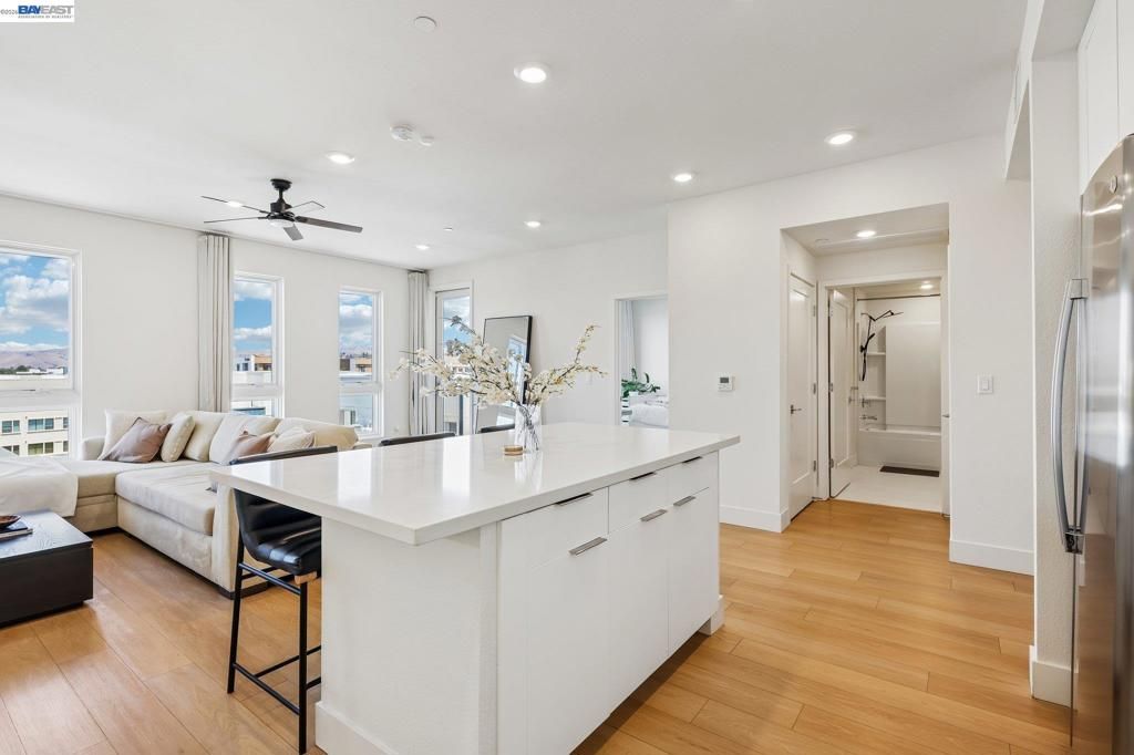 Image 1 of property listing at 3512 Vision Cmn 503, Fremont, CA 94538