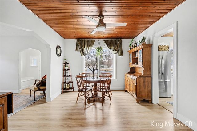 6703 Middleton Drive, Greenville, MI 48838