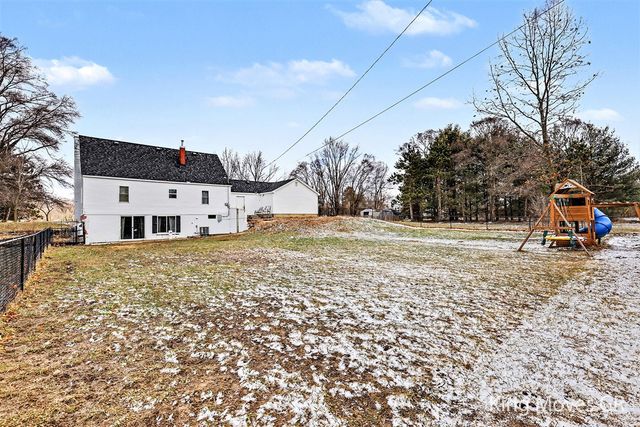 6703 Middleton Drive, Greenville, MI 48838