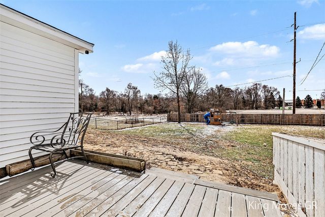 6703 Middleton Drive, Greenville, MI 48838