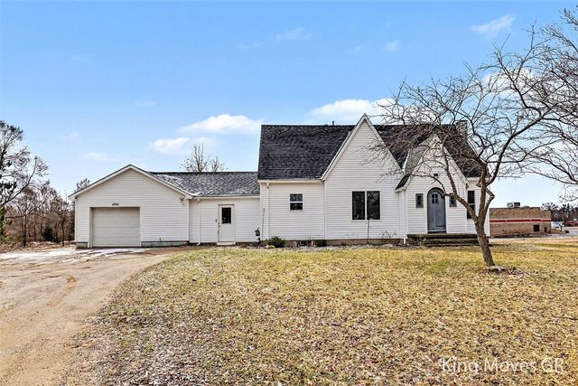 6703 Middleton Drive, Greenville, MI 48838