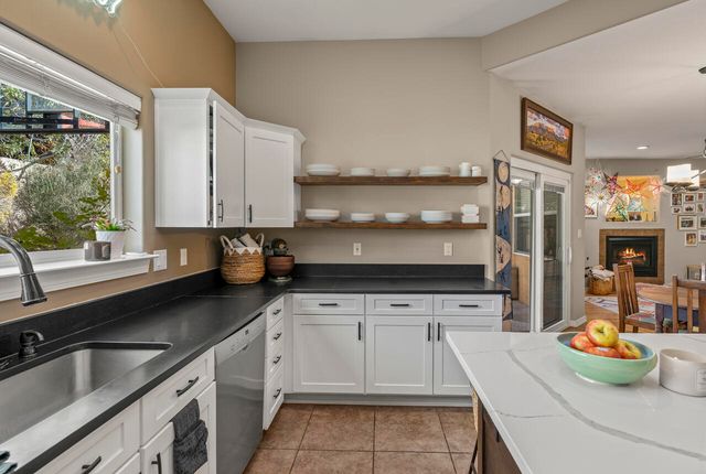 9101 Santa Lucia Avenue NE, Albuquerque, NM 87122