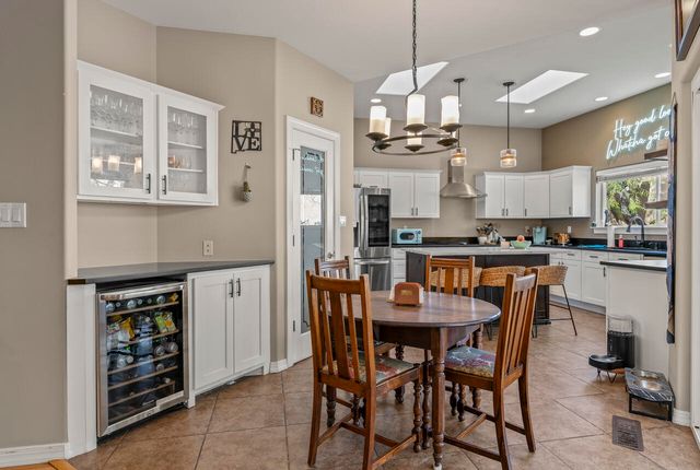 9101 Santa Lucia Avenue NE, Albuquerque, NM 87122