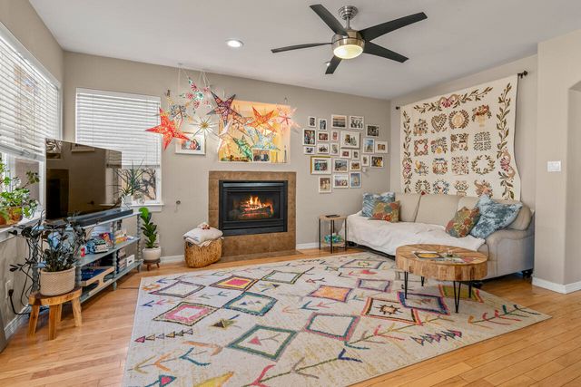 9101 Santa Lucia Avenue NE, Albuquerque, NM 87122