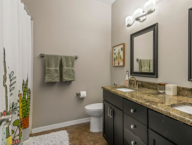 9101 Santa Lucia Avenue NE, Albuquerque, NM 87122