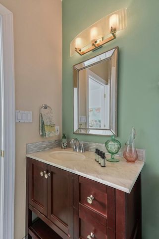 9101 Santa Lucia Avenue NE, Albuquerque, NM 87122