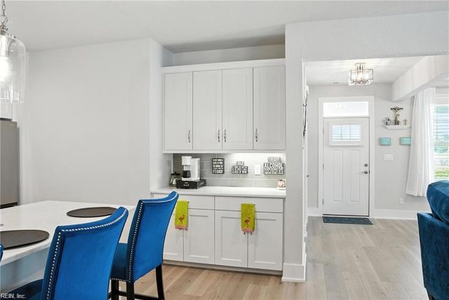 201 Cove Reach RCH, Suffolk, VA 23435
