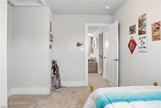 201 Cove Reach RCH, Suffolk, VA 23435
