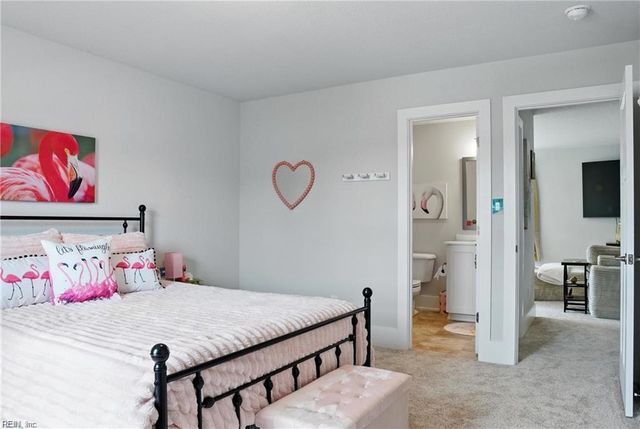 201 Cove Reach RCH, Suffolk, VA 23435