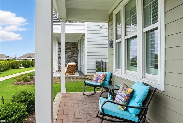 201 Cove Reach RCH, Suffolk, VA 23435