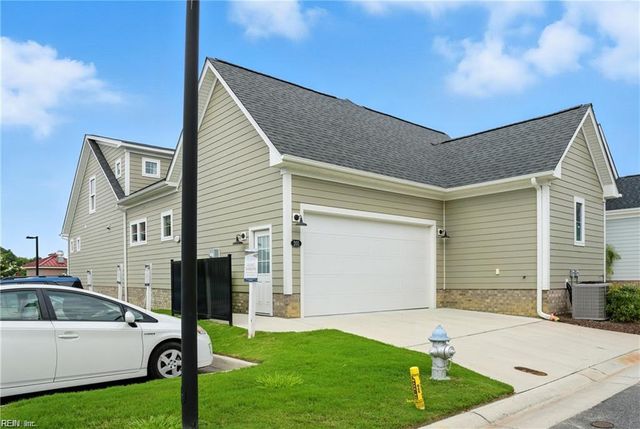 201 Cove Reach RCH, Suffolk, VA 23435